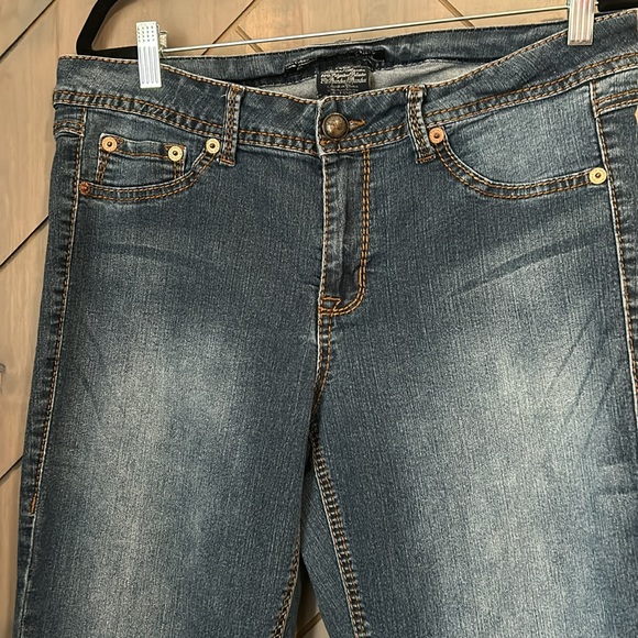 Stretchy source of wisdom med color boot leg jeans - Picture 2 of 5